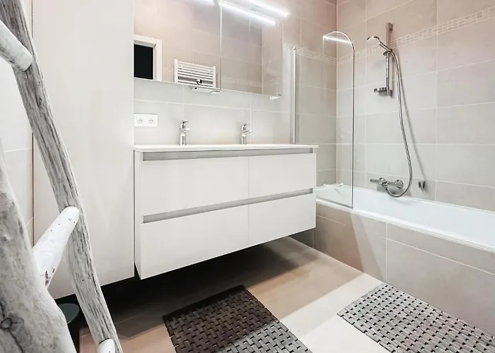 Awesome In With Wifi * Oostende